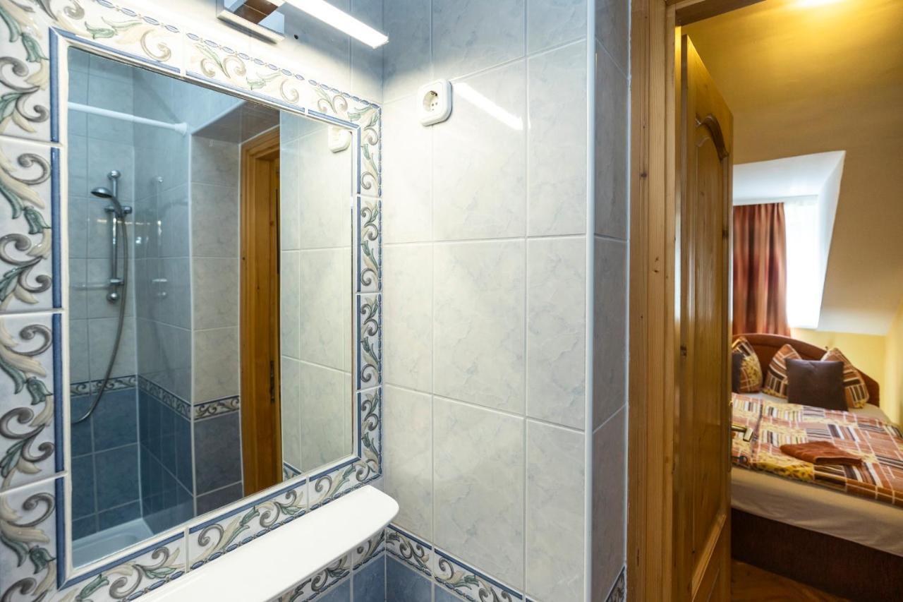 Bed and Breakfast Cecey Vendeghaz Erlau Exterior foto