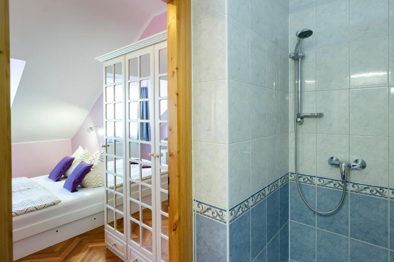 Bed and Breakfast Cecey Vendeghaz Erlau Exterior foto